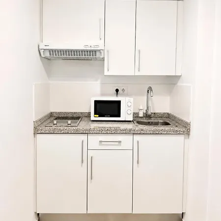 9762 Corte Córdoba